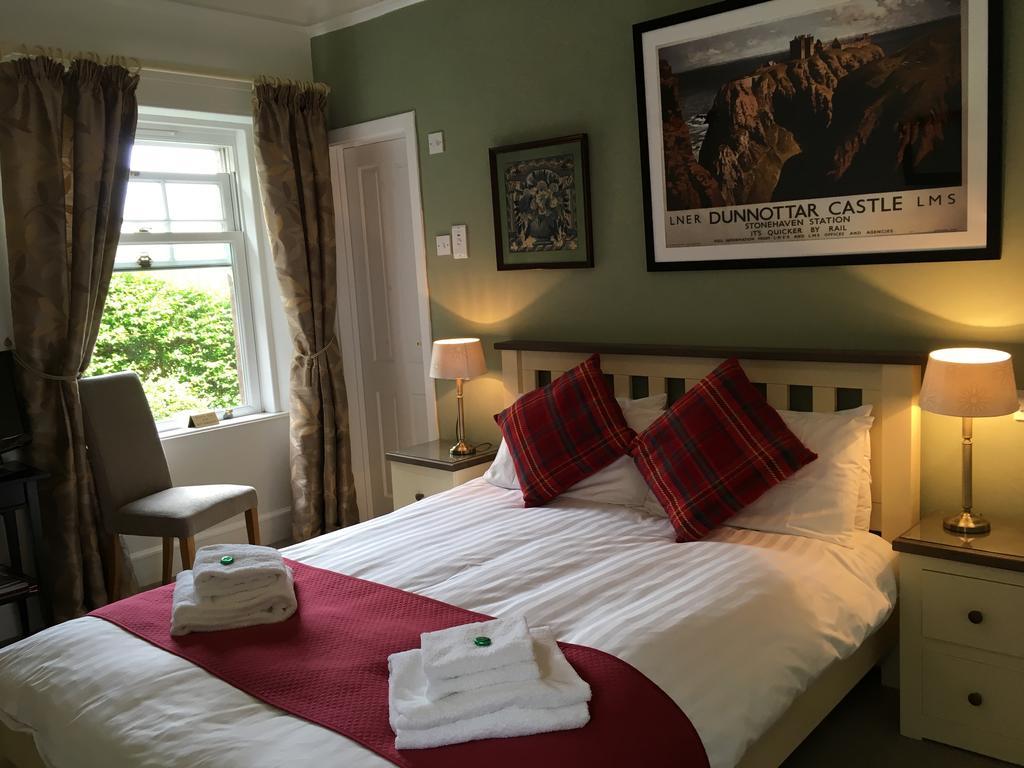 Arduthie House Bed & Breakfast Стоунхевън Екстериор снимка