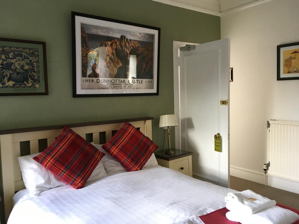 Arduthie House Bed & Breakfast Стоунхевън Екстериор снимка